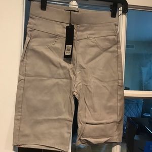 Victoria collection shorts